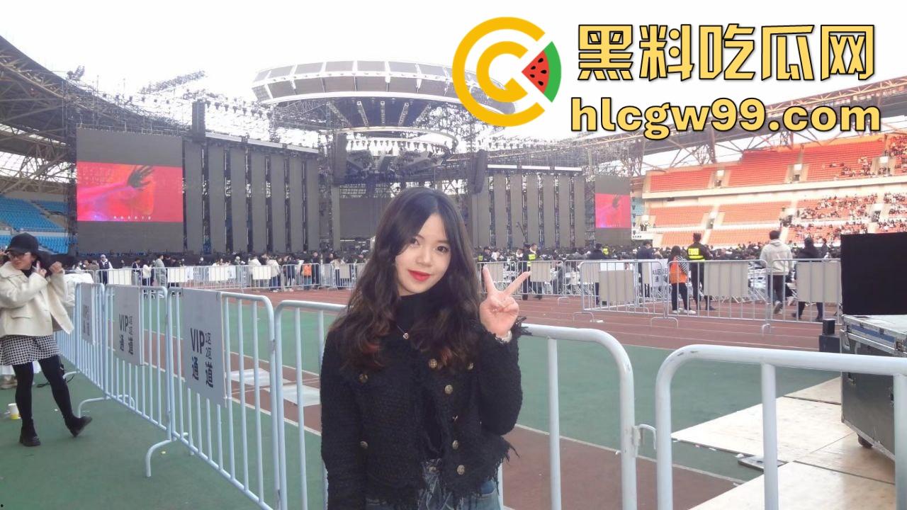 上海滩双面渣男【吕德成】曝光，原鑫公馆男模CC变身BH鸭王，跟我谈恋爱跨年喷水！-13