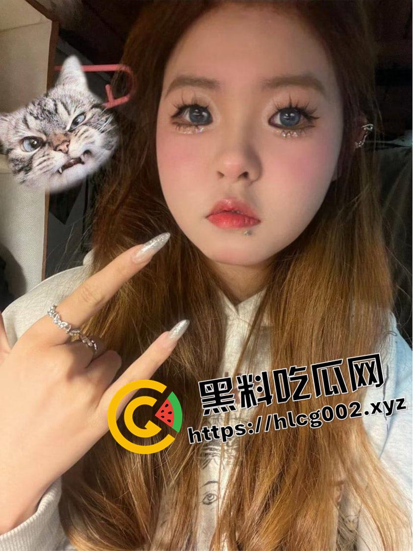 深圳电大微胖女大学生 文具塞逼勾引网友 口活一觉 蛋蛋都要吸出来了-9