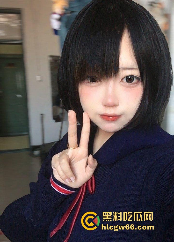 江苏无锡校园公交车【俞静雯】酷爱COS的骚母狗 天天被不同男人轮番内射 逼松得跟高速公路一样！-2