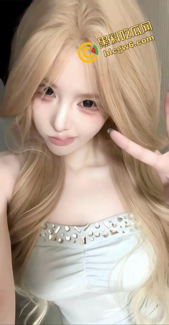 抖音极品御姐脸黄发反差小网红『日记』淫荡大奶自拍 与多金大哥激情爆操骚逼！原创流出曝光！-5