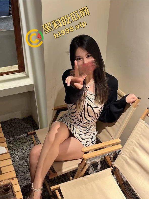 抖音风韵犹存少妇『zhuzhu』结婚前约炮大哥 最后找老实人嫁了 贱逼就该曝光 独家流出！-4