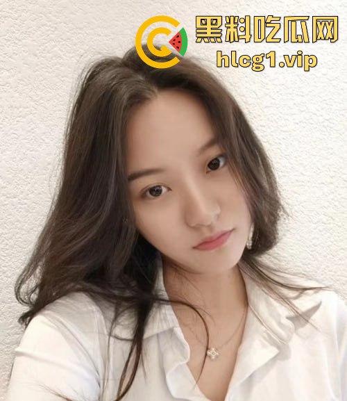 家庭监控曝光通奸门！男子带火辣小姨子偷欢，妻子外出竟全程录下！-1