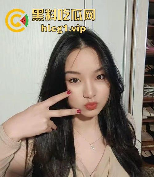 家庭监控曝光通奸门！男子带火辣小姨子偷欢，妻子外出竟全程录下！-3