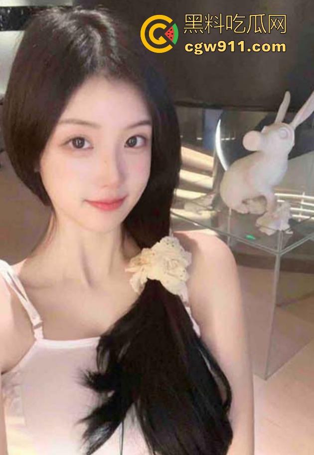 海角乱伦！制服骚姐黑丝足交，无套猛插花式做爱，每一次都到顶，激烈乘骑被肉到潮喷颤抖！-2