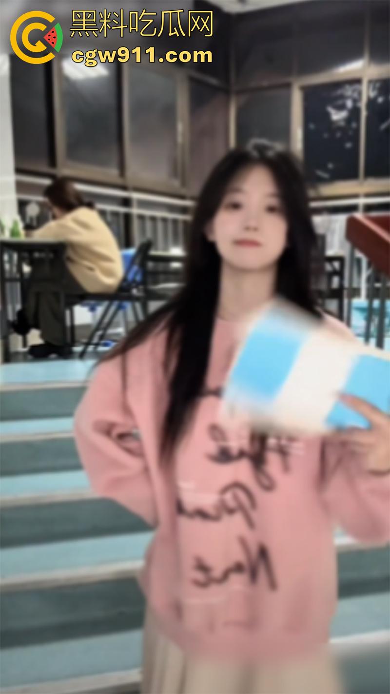 全网都在求的抖音网红【一个板栗栗】，真名司淑琪，高颜值清纯嫩妹，被金主曝光做爱视频流出！-5