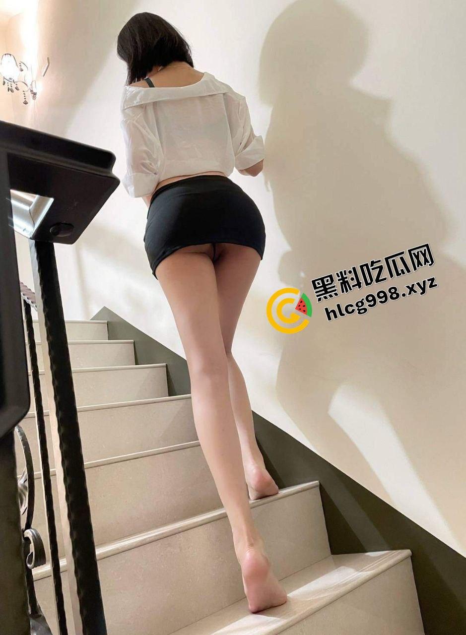 抖音可盐可甜模特骚鸡『吧唧璐璐er』大哥直播间跑车加V 直接约出来当炮友干 独家曝光！-3