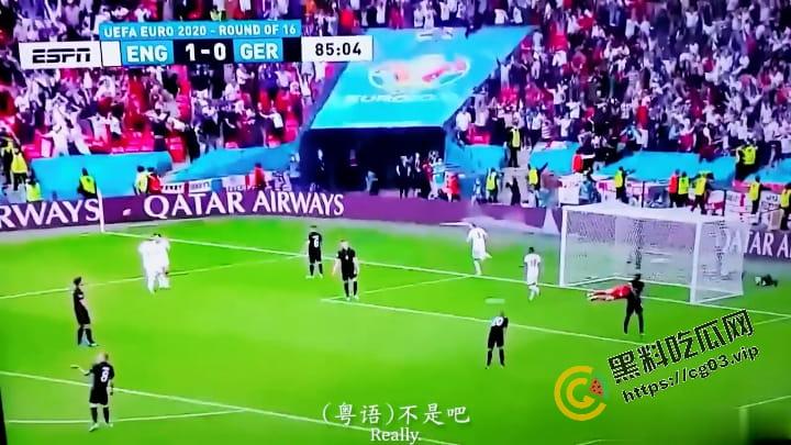 OnlyFans万人追踪的极品女神【妮可】大胆露脸 剧情大片【世界杯进一个球就要射一次】-1