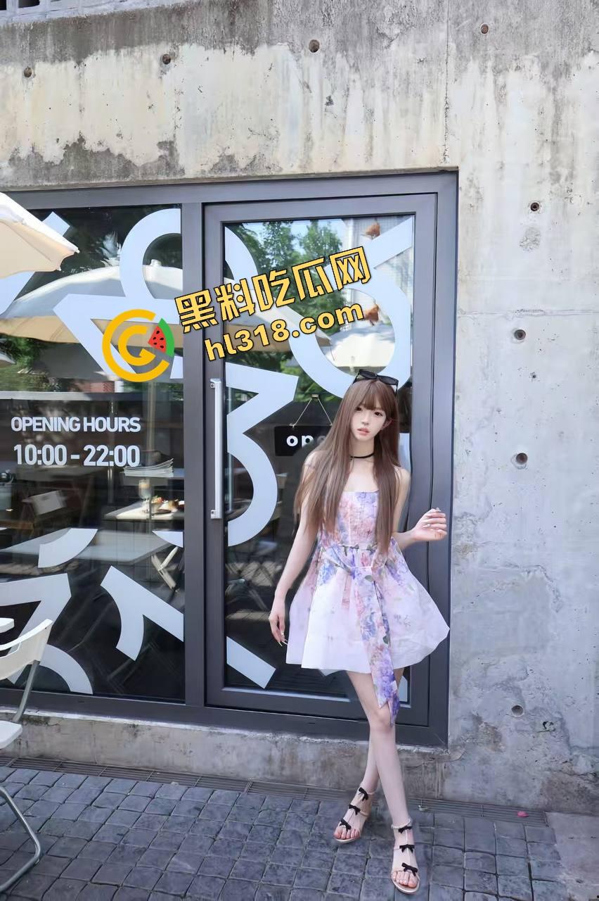 武汉顶奢SM会所曝光变态癖，绳结卡逼眼磨到直流水，吊着来回蹭得腿抖颤，贫穷限制了想象！-4