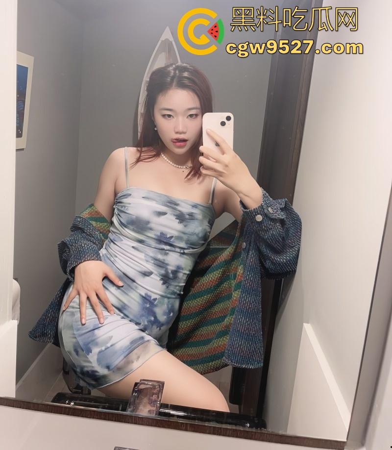 山东工商职业学院【周莉莉】酷爱露出与约炮，常常酒吧搭讪猛男，事后回酒店激情性交，怎么会这么骚呀！-2