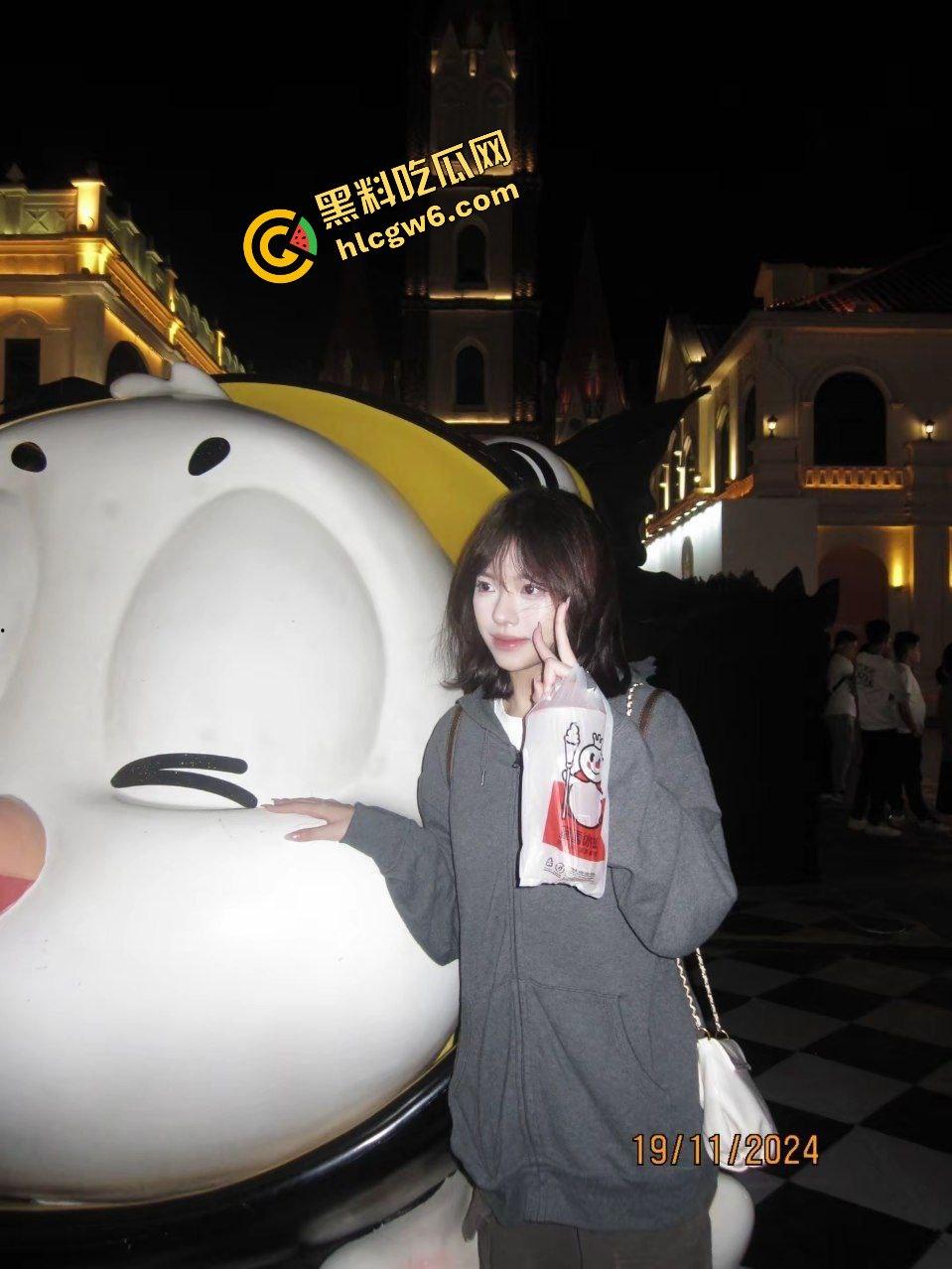 广西卫生职业大专反差骚鸡大二学生『陈晨』健身男友酒店拉手爆操骚逼！私拍性爱泄密流出！原创曝光！-4