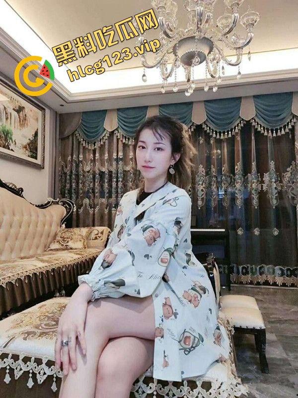 抖音推特御姐【禧阿妹】3P肛交私密流出,情趣自慰被炮友狂干画面火辣!-11