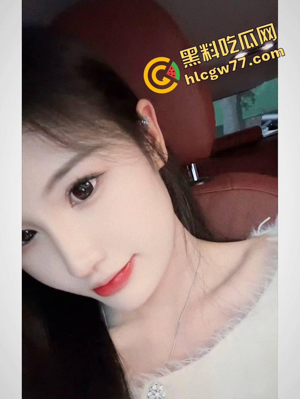 成都瑜伽老师白天教冥想，晚上解开腿自己送穴，骚妻身段像水蛇，老公轻度分享癖群里疯传！-2