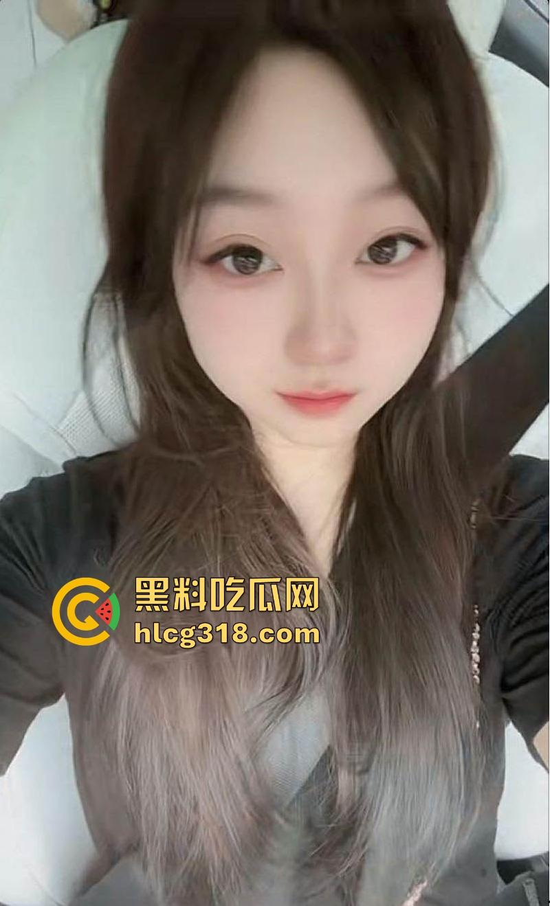 约炮抖音清纯少女【草莓真好吃】修长美腿纤细诱人，性感翘臀在线后入，草莓确实好吃！-3