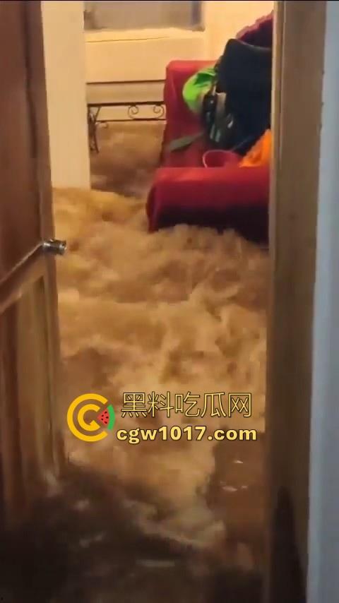 中美洲正遭受严重洪灾!危地马拉、哥斯达黎加和洪都拉斯一直处于这场灾害的中心区域,现在地球环境恶劣天气多变!-2