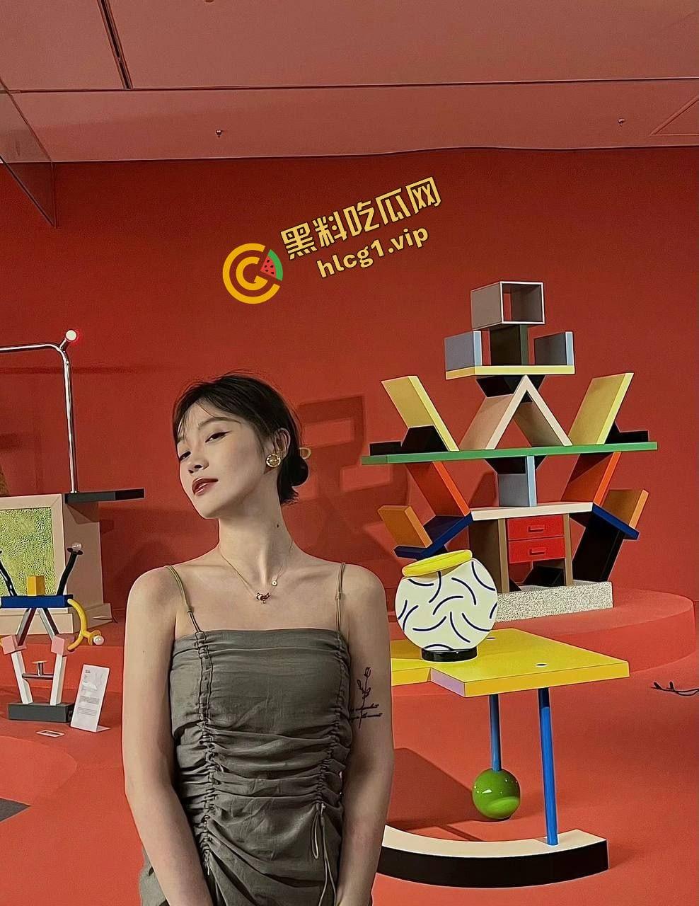 爱她就满足她!性欲爆棚人妻母狗『邹娜』以不爱我为理由与男友分手 惨遭曝光!-3