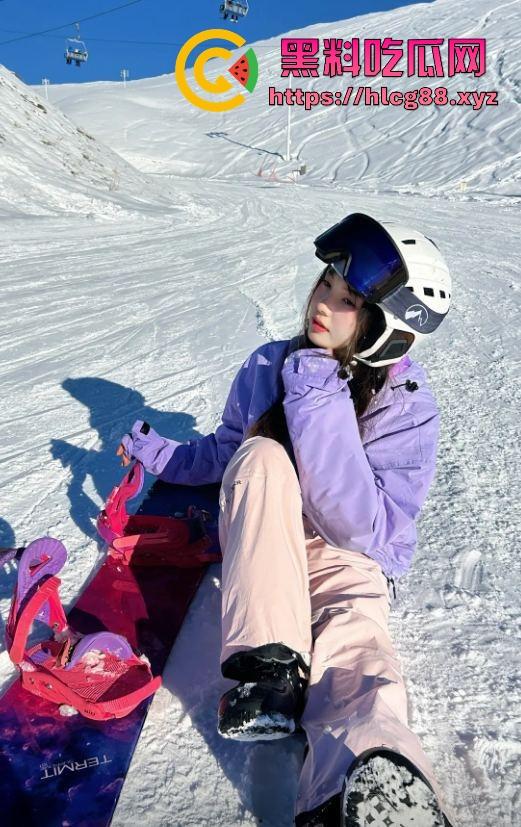 长沙前任『王馨熙』骚料投稿,湖南师大汉语言文学大二母狗,颜射口爆开后门贼紧,分手前偷操舍友被抓奸!-6