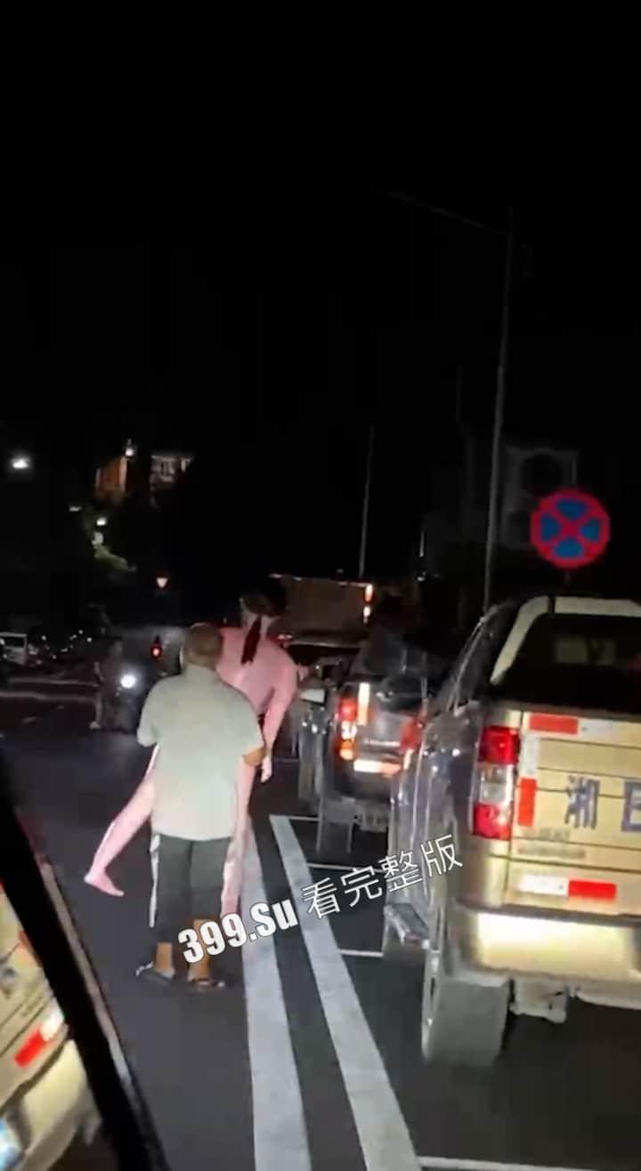 定制女友篇  今年七夕的 舔狗经济已经奔溃啦！聪明的男孩子要学会爱自己 ！去他妈的情人节！-7