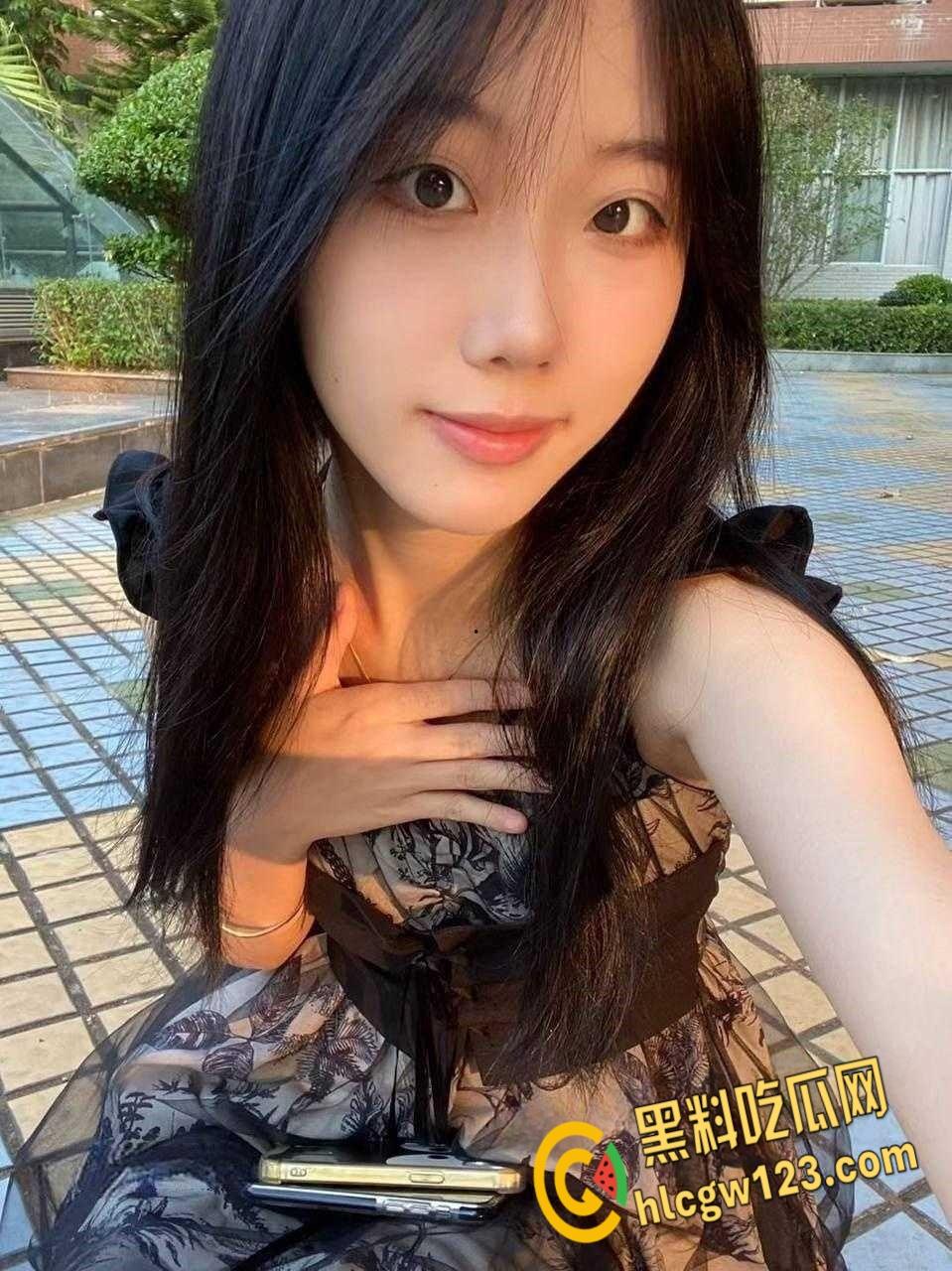 又是一个全新未开封的学生妹,不羡鸳鸯不羡仙羡慕富哥每一天嫩妹,越是挣扎富二代干的越凶!-2