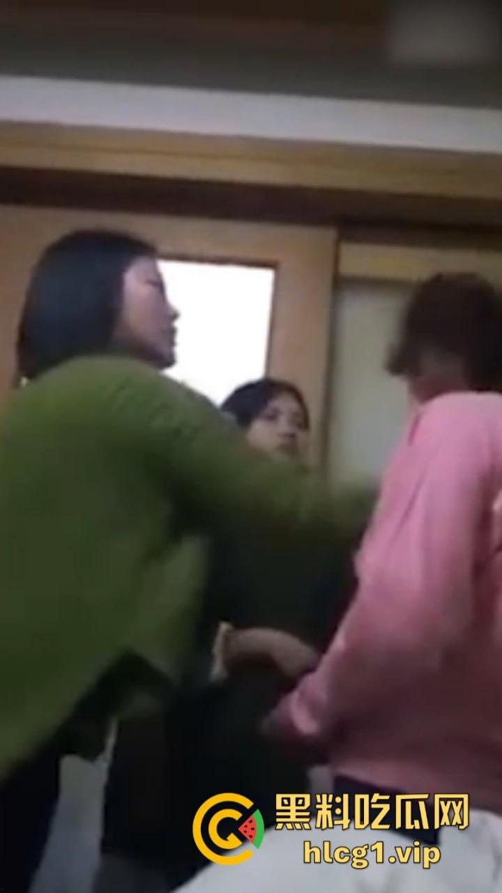 校园霸凌 广河城东中学多名女生遭掌掴欺凌 甘肃涉事中学校长免职！-7