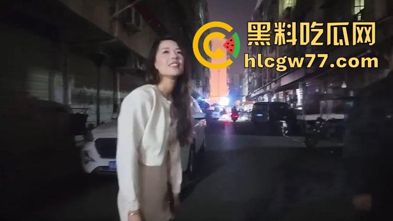 长沙夜生活探险！十间头与文昌阁某路口 站街小姐姐超吸睛 颜值身材让人心动 200块价格更亲民！-5