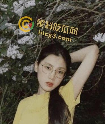 P站华裔顶流『刘玥』与黑人顶级黑白配！房租压力下海成名！没想一炮而红成为顶流-3