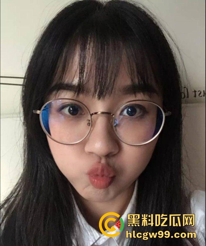 捆绑调教河北气质女大学生『孙珂儿』被金主包养成性奴,视频流出跪舔口爆吞精,娇喘着任人玩弄!-1