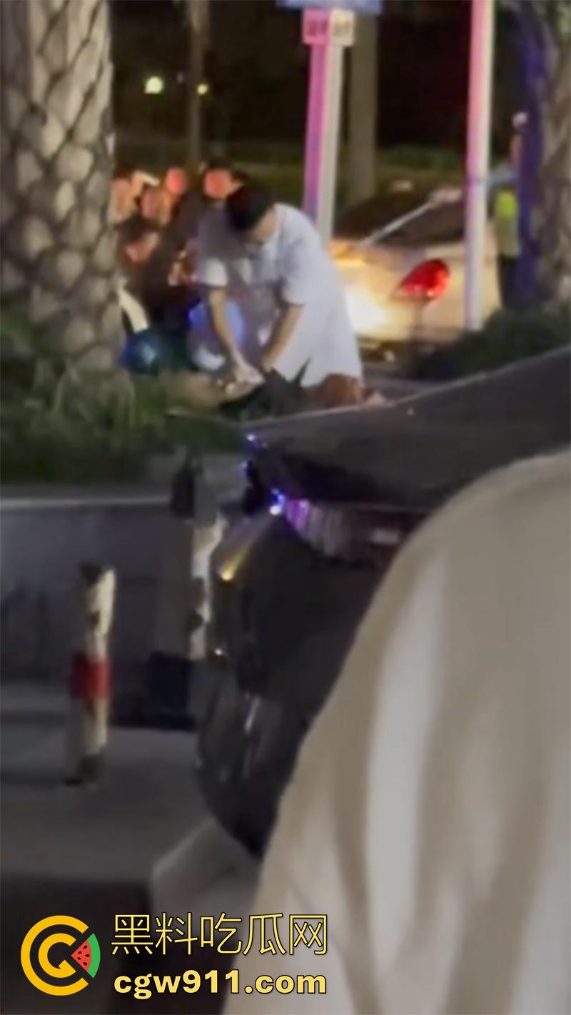 果然色字头上一把刀啊, 防城港市骚逼玩大了,偷情被老公发现,直接提刀砍杀情夫,这回做鬼也风流了!-7