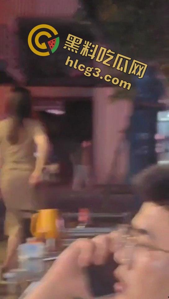 广州牵源文化公司领导跟下属女朋友勾搭在一起,表面是领导背后确跟下属的女朋友有一腿 ,领导不讲武德啊!-8