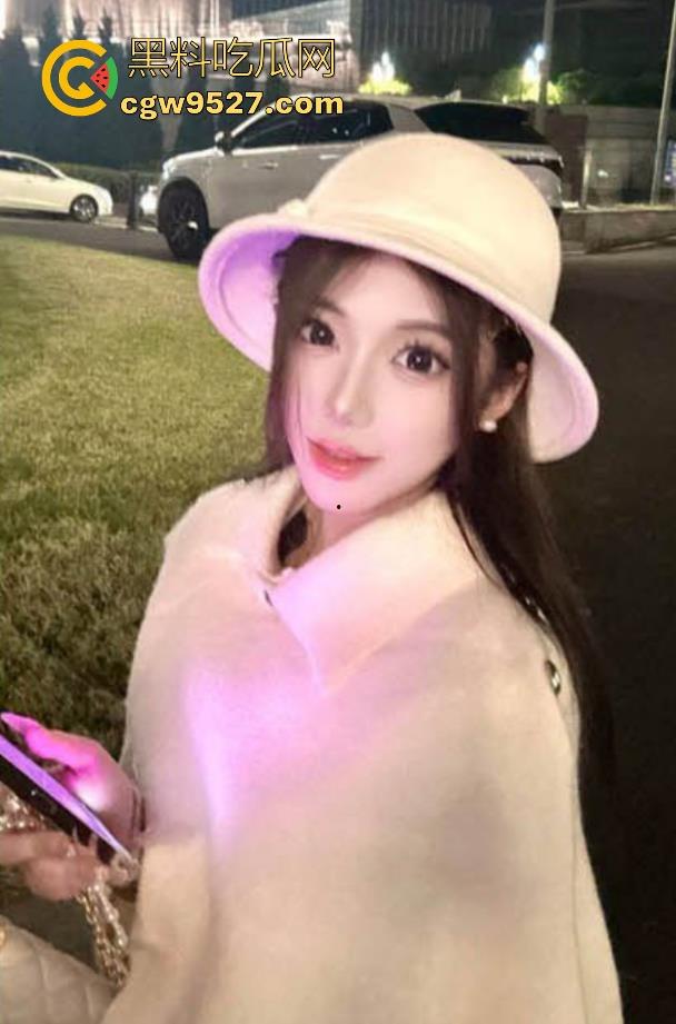 海角乱伦,堂姐喝醉躺在沙发,被兽性大发的堂弟SM工具捆绑调教,各种姿势轮番上阵,让人欲罢不能!-2