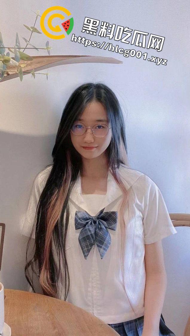 投稿爆料 网调南京音乐系反差母狗 自拍抠逼淫荡大学生 妥妥母狗一只-17