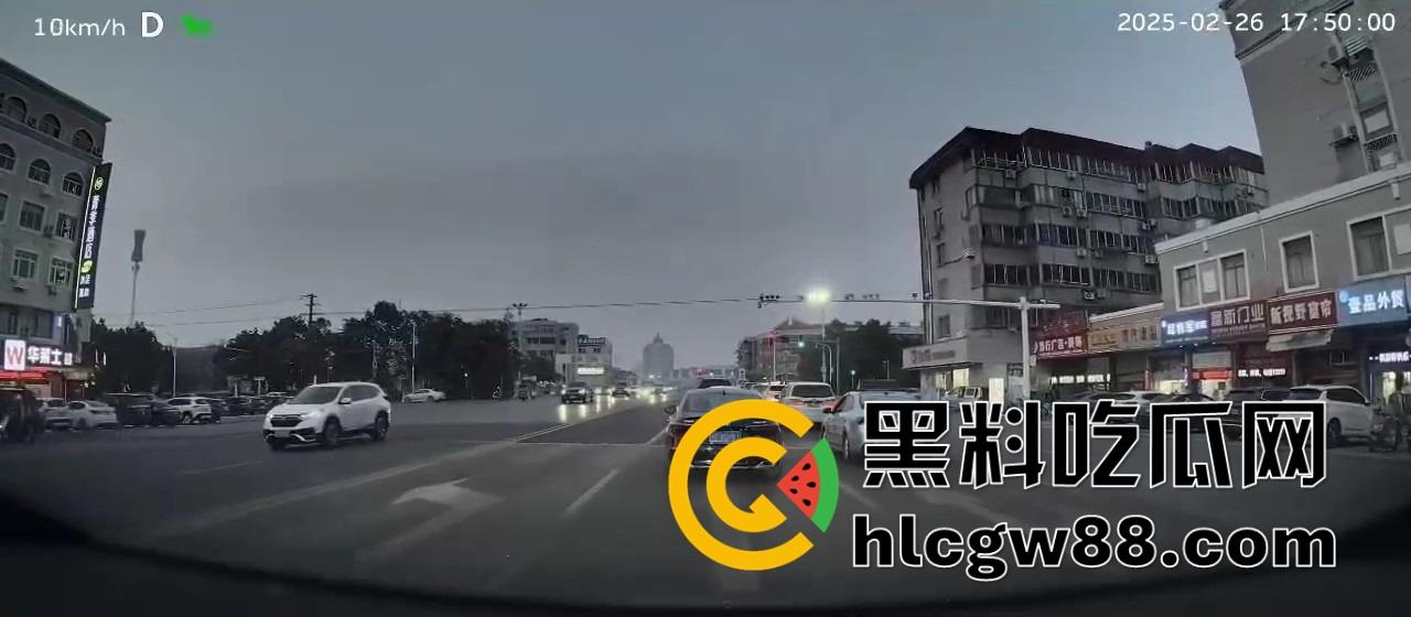 女友抢方向盘撞车差点送我上天,哭着求我别报警,这绿茶婊还想让我原谅她!-7