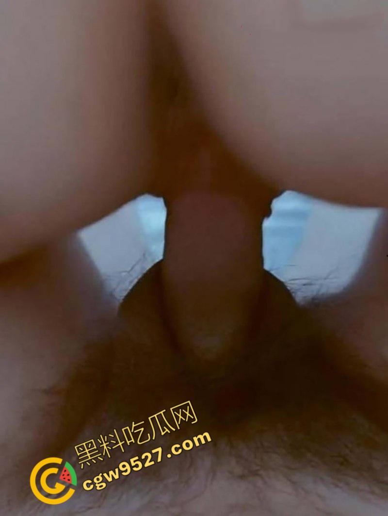 海角乱伦禁忌情欲之姐弟恋！观音坐莲式爆操亲姐，巨乳升级淫水泛滥，饥渴紧致嫩穴疯狂吸吮！-5