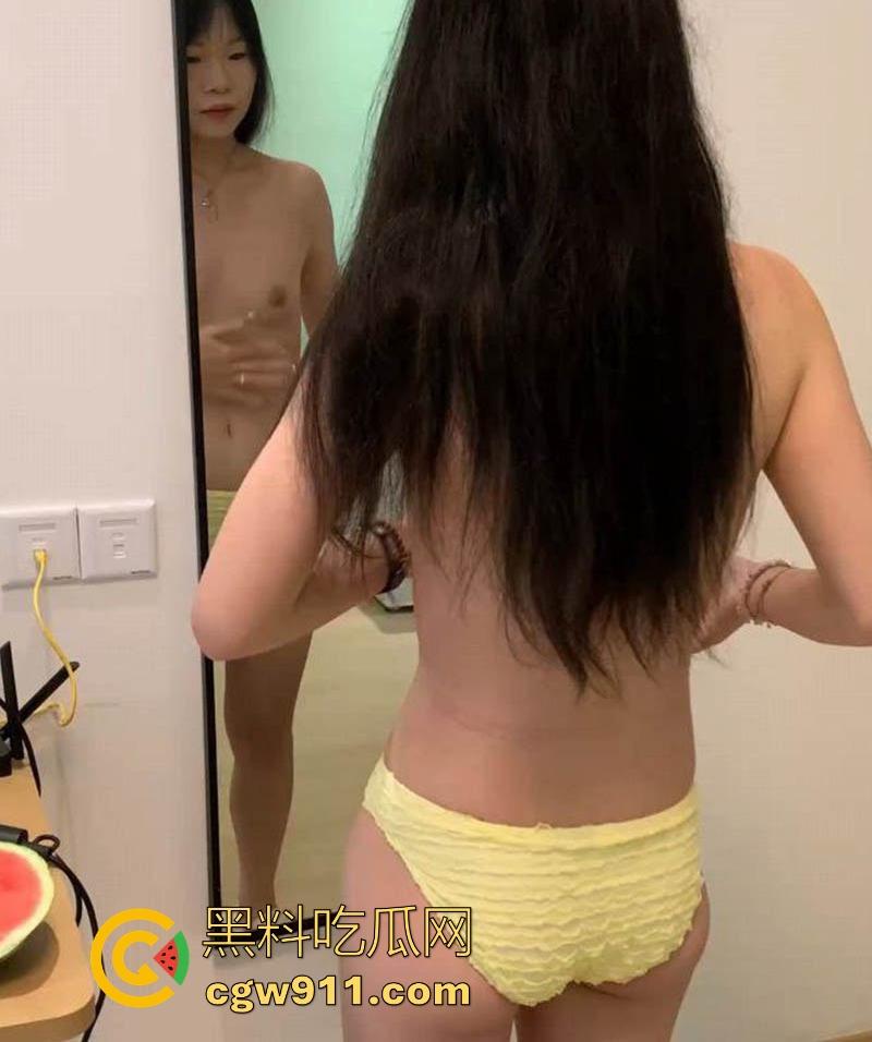 山西临汾职院【张文岚】前男友狠心泄露清纯学妹骚浪一面,粉嫩手指狂抠骚逼,只求巨屌狠狠满足!-5