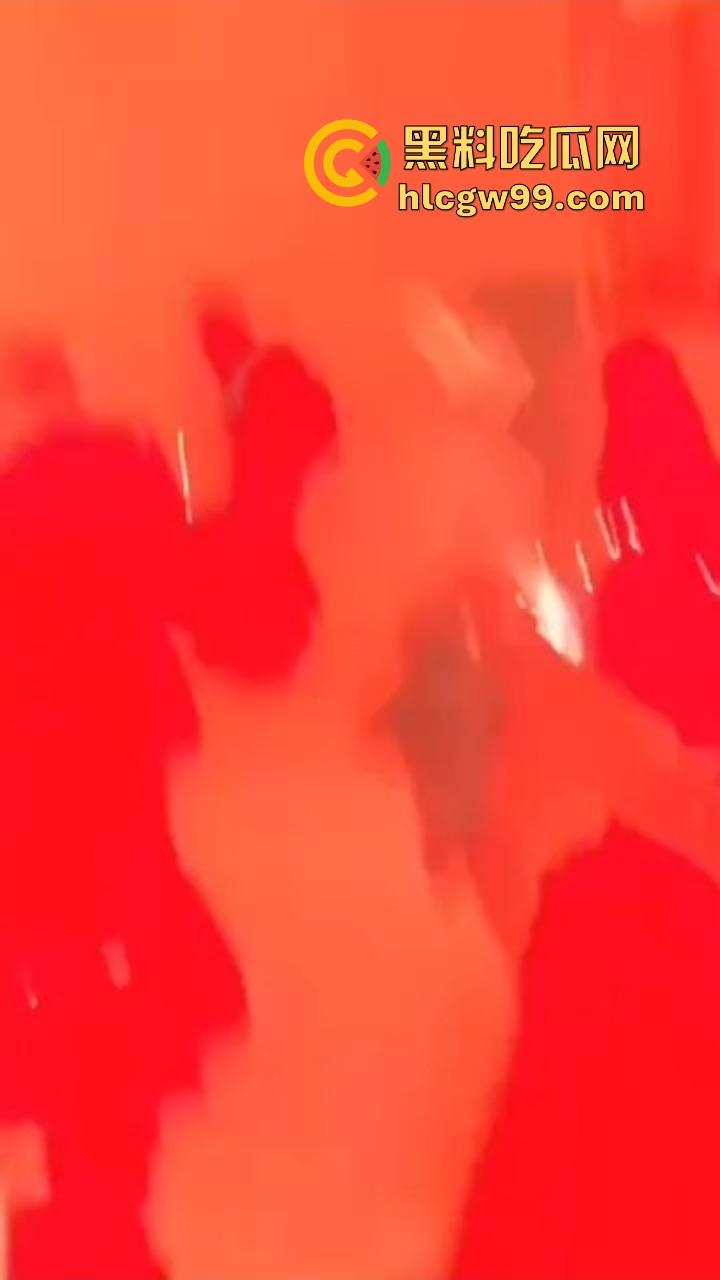 不是一家人,不进一家门!老公饭桌上点二踢脚炸饭桌,老婆家里放鞭炮炸逼治宫寒,夫妻俩比谁更硬核!-5